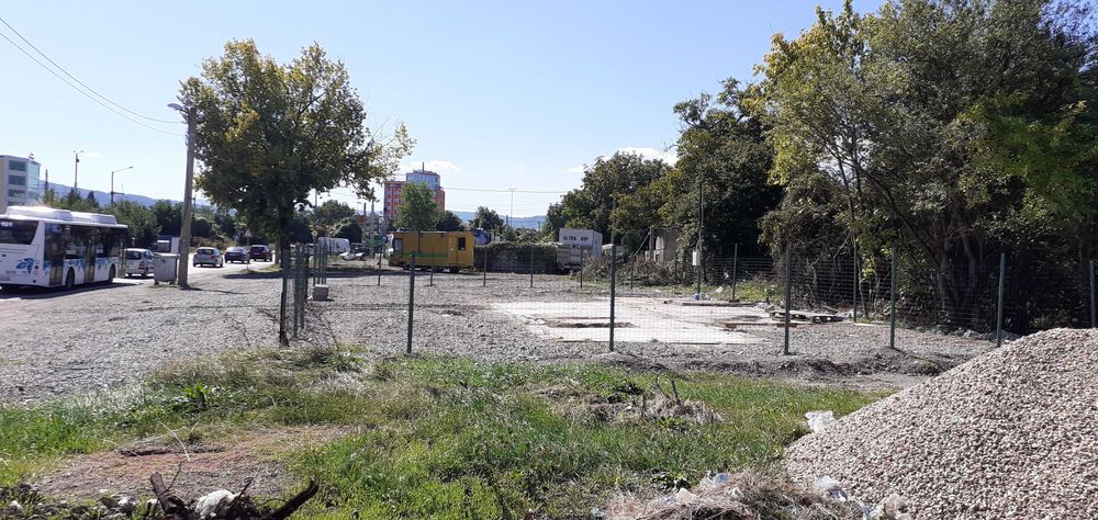 Дава се под наем Парцел в София, Дружба 2 - 280 кв.м за 255 € - Снимка #2