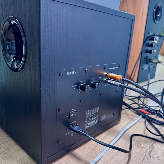 Сабвуфер Edifier T5