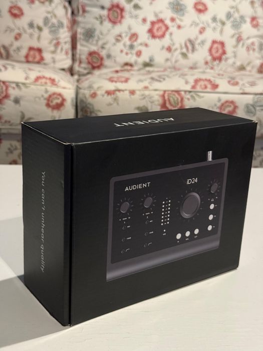 Interfata Audio Audient ID24 MK2  - studio