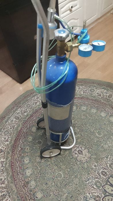 Медицинский кислородный балон