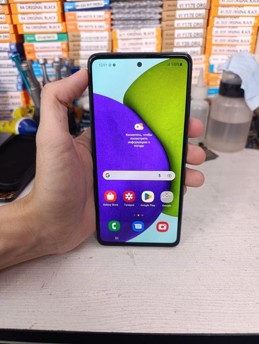 Samsung A52 4/128GB продается телефон