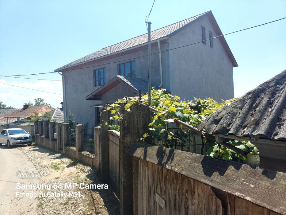 Casă de vânzare com. Faraoani