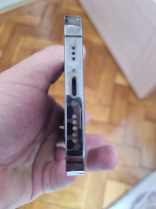 De vinzare IPhone 12 pro