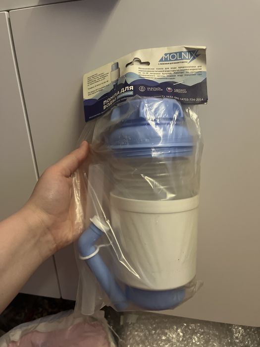 Помпа для воды механическая