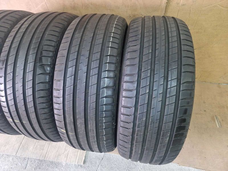 4 Michelin R19 235/55
летни гуми DOT4419