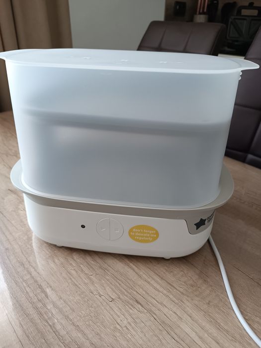 Стерилизатор и уред за претопляне на мляко и пюрета