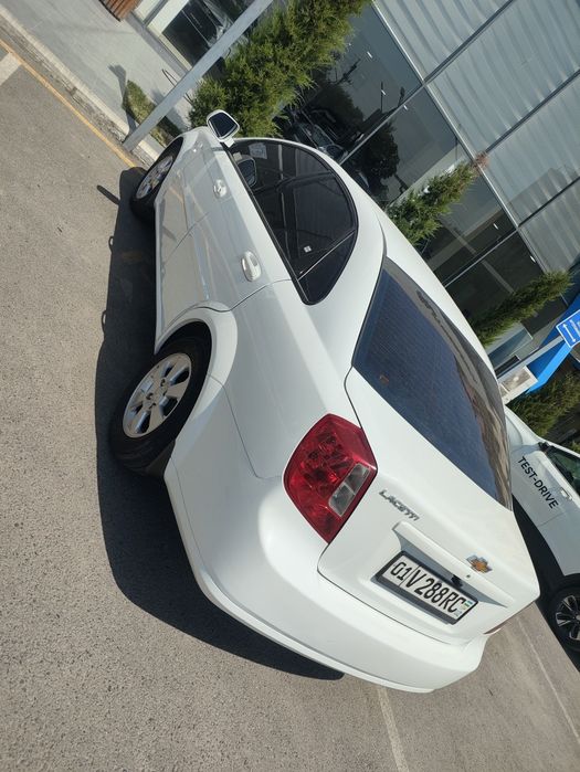 Lacetti 2020 avtomat elegant sotiladi