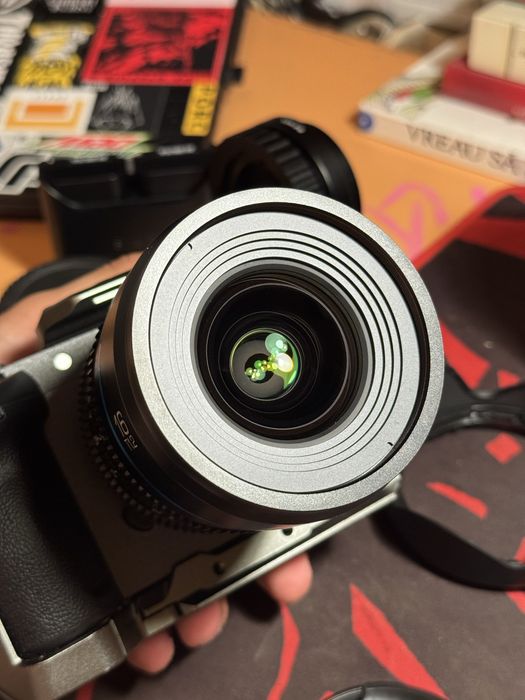 Sirui Nightwalker 16mm T1.2 Sony E