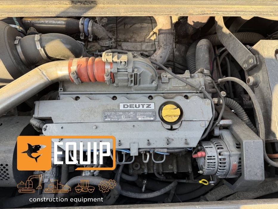 Bomag BF600P асфальтоукладчик