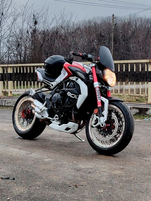 Mv agusta(nu Ducati honda yamaha suzuki)