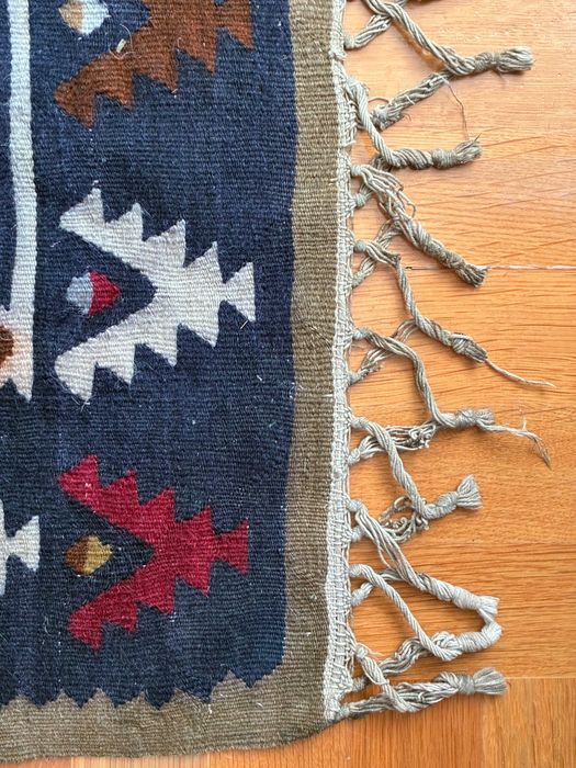 Уникат/Ръчно тъкан килим