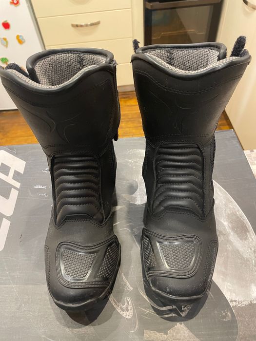 Мотоциклетни ботуши