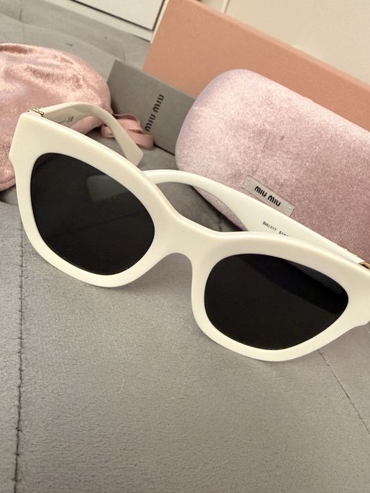 Оригинални слънчеви очила Miu miu