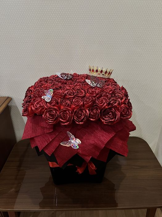 Цветы. 101 роза из лент, ручная работа