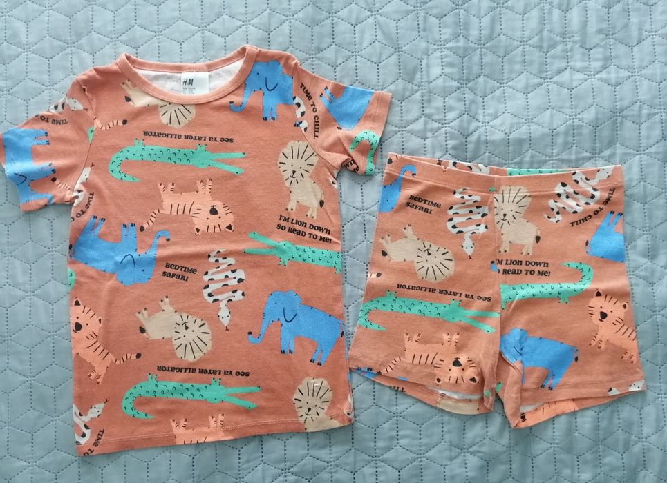 Lot hainute vara baietel