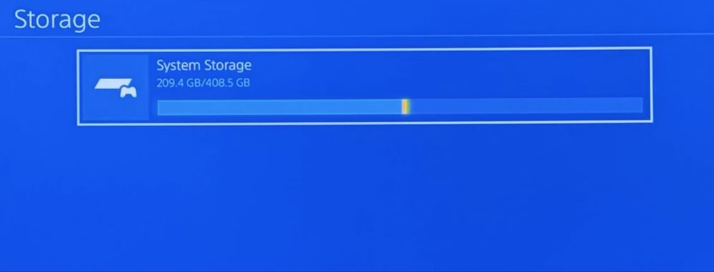 Конзола Sony Playstation 4 Slim (PS4), 500 GB + 2бр контролера