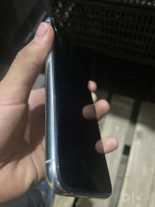 Iphone 11 pro max sotiladi