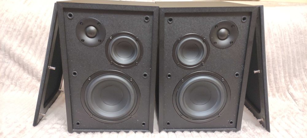 Amplificator Onkyo A-8200 + Boxe 3-căi Grundig GHF 1030