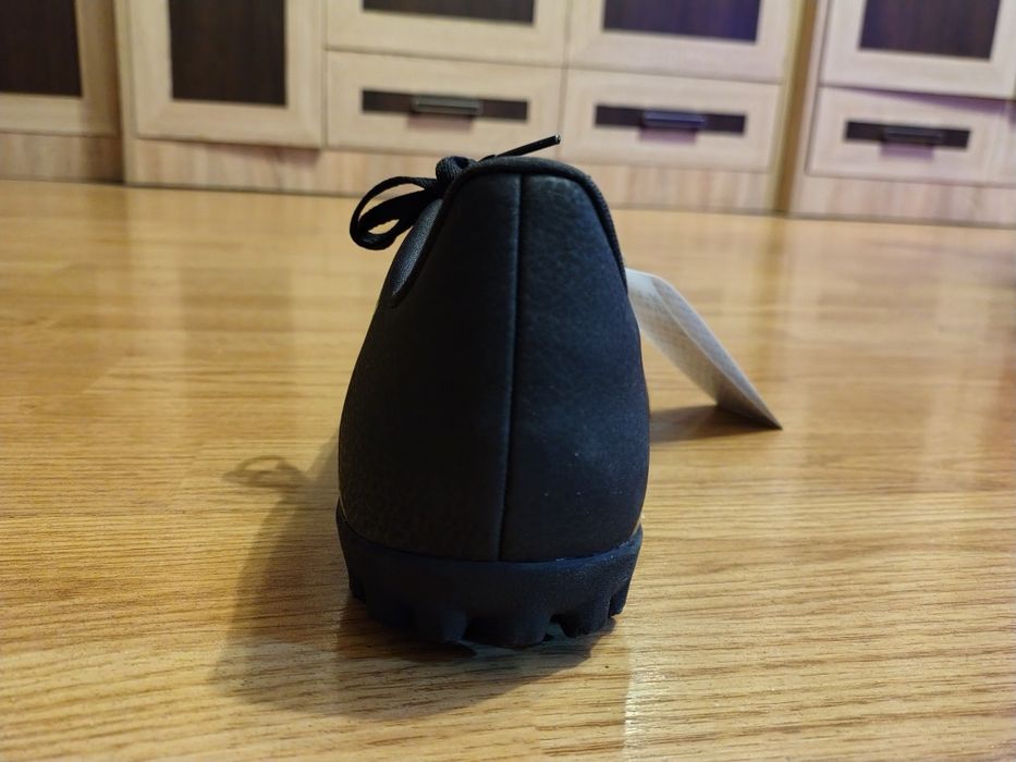 ADIDAS PREDATOR - pantofi fotbal de sală ( gazon sintetic )