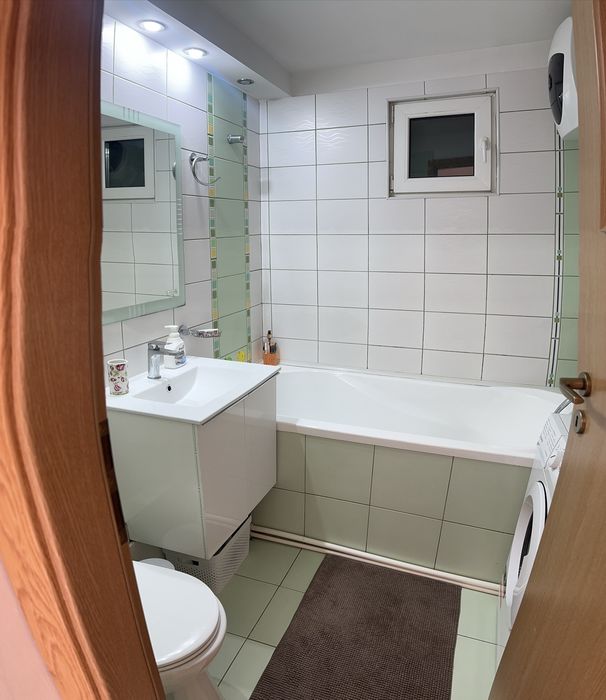 Vanzare apartament 4 camere