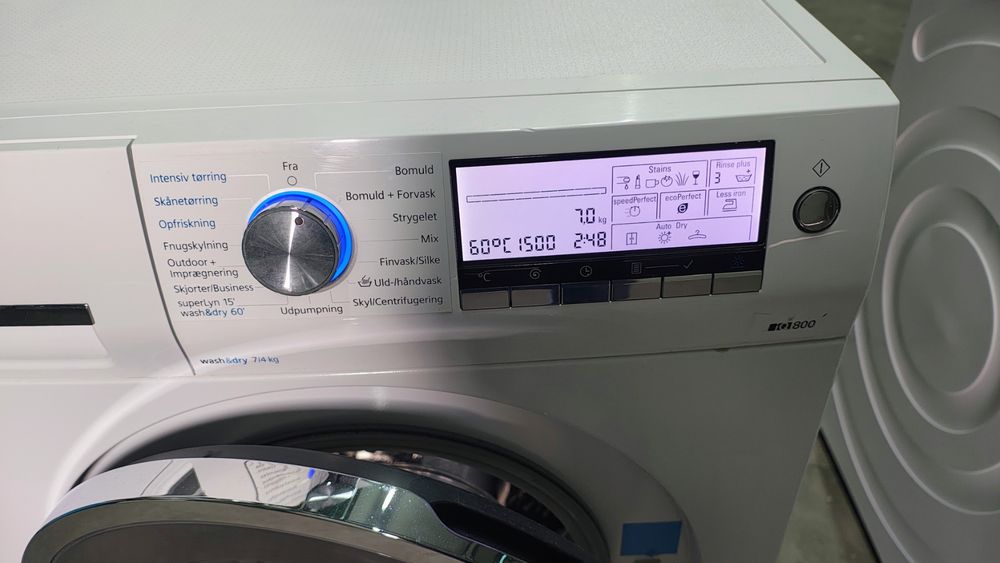 Пералня със сушилня Siemens IQ800 7/4кг