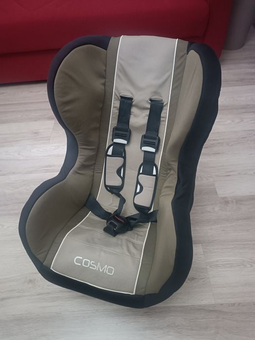 Vând scaun auto ,cu isifix, greutate 9/18 kg