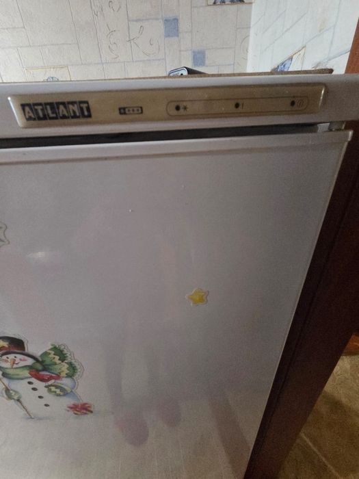 Продам морозильную камеру