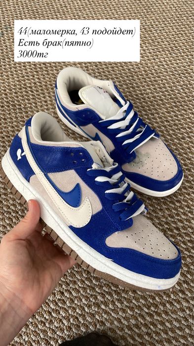 Новые кроссовки с незначительными дефектами