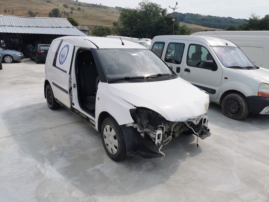 Skoda Praktik 1.4i на части