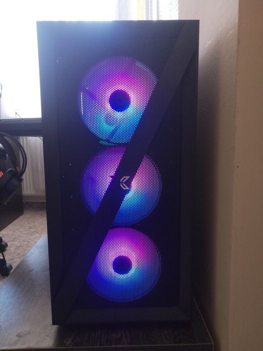 Геймърски компютър -  i7 7700 + GTX 1070 Ti / 16 GB RAM