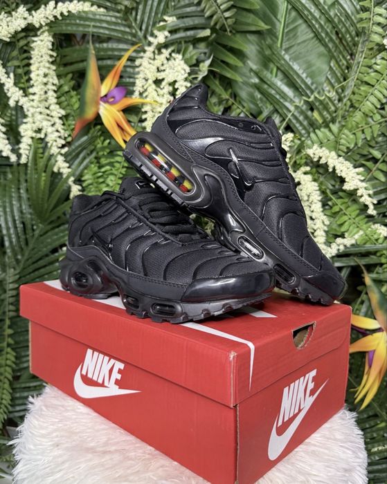 *STOC NOU * Nike Tn Triple Black (Verificare Colet)