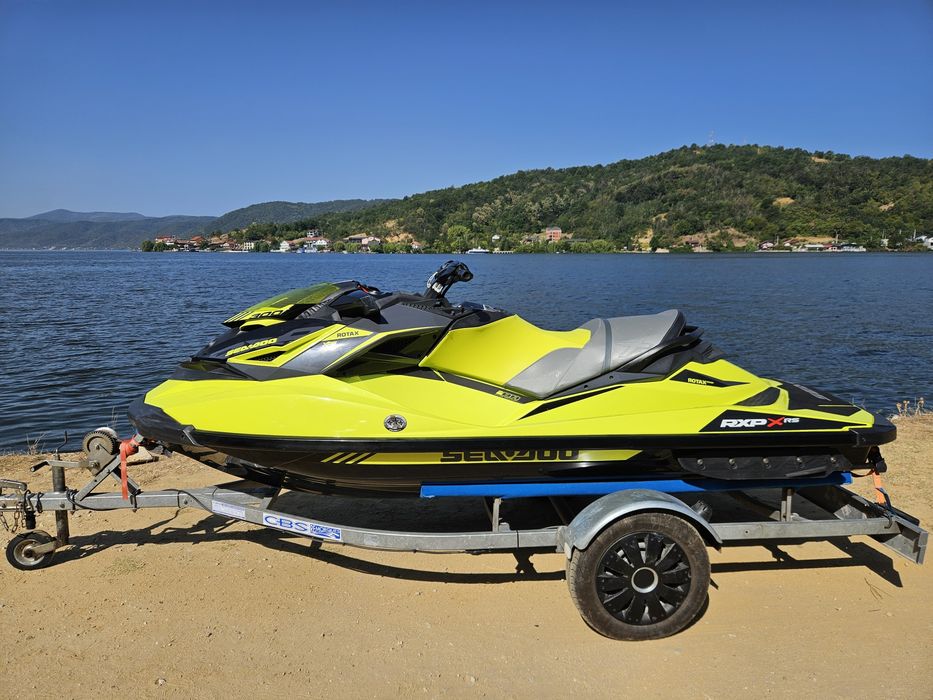 Jet ski ski jet seadoo rxp x rs 300. 2019