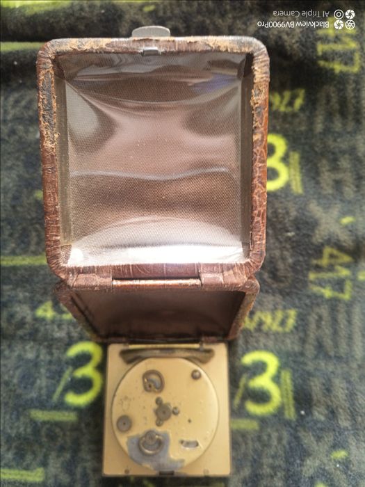 Ceas mecanic vechi Zentra nefunctional