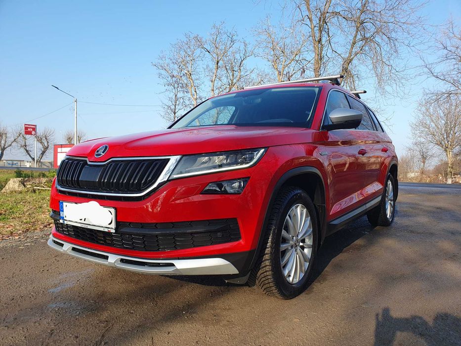 SKODA KODIAQ SCOUT 2019 2.0 TDI 4x4 7 locuri Roșu Metalizat
