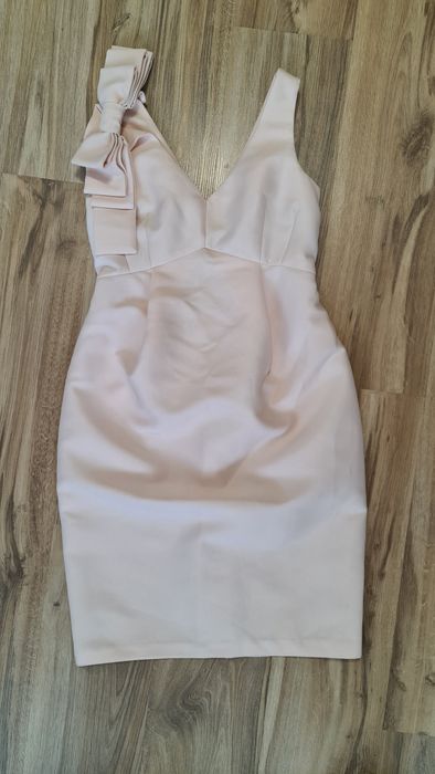 Rochiță pentru gravide