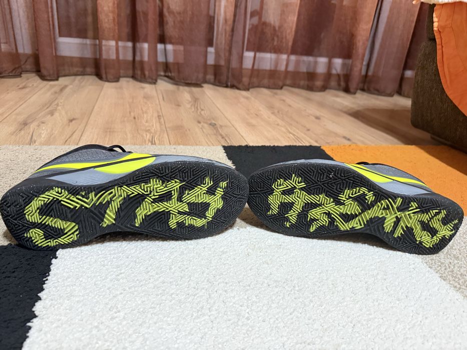 nike giannis freak 6