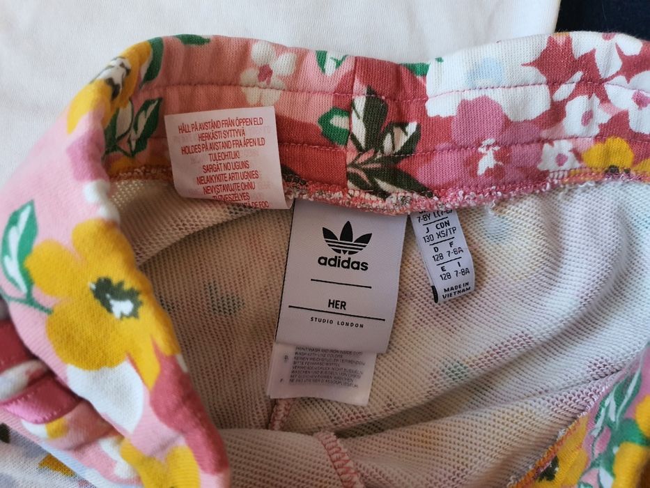Лот Adidas 128 см.