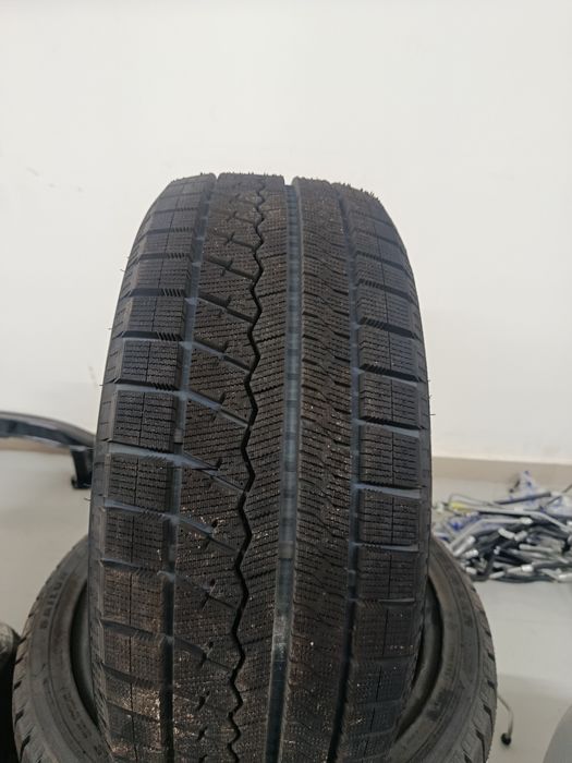 Балон 225/45/R17