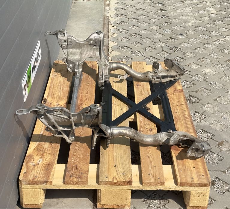 Преден мост AUDI Q5 SQ5 8R 8R0399315J 8K1399345C