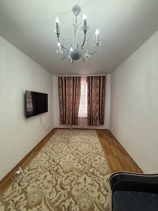 Продам 2 комнатную район Авиатор