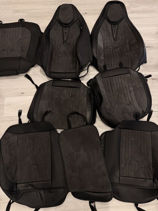 чехлы в машину  Vesta