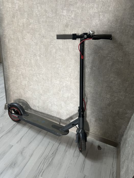 Продам электросамокат