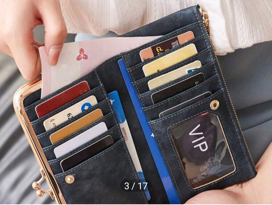 Разпродажба на дамски портмонета