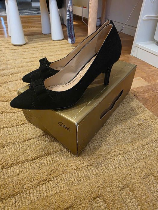 Pantofi cu toc Guban