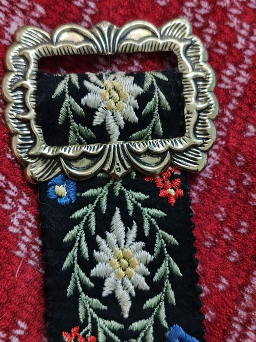 Talangă de vânzare . Dimensiune mare