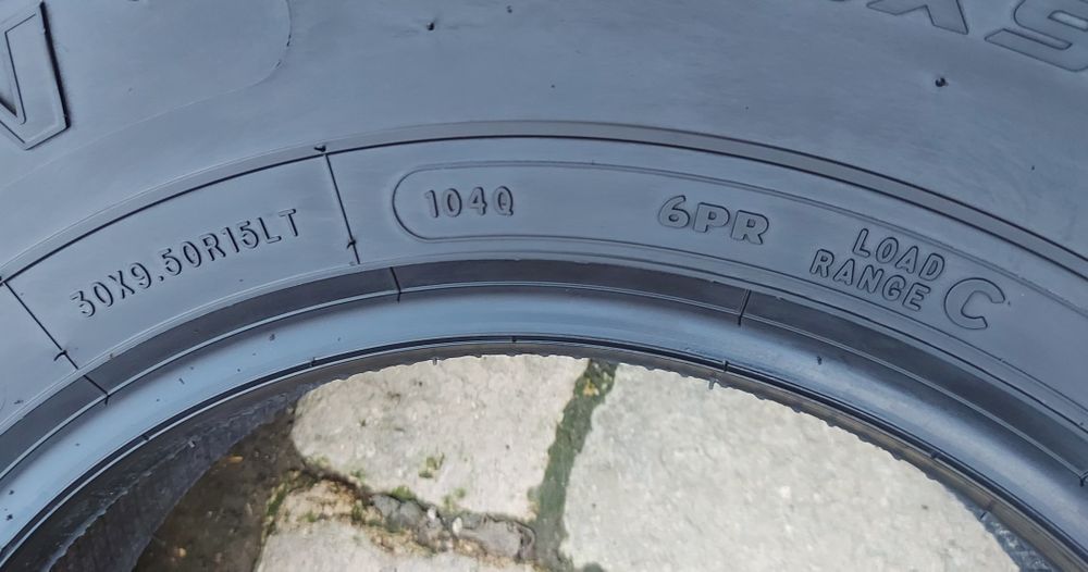 O bucată 30x9.50 R15 LT 104Q 6PR Chengshan Spor Tcat CSC-302 A/T M+S