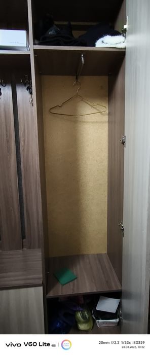 Продам шкаф в прихожую