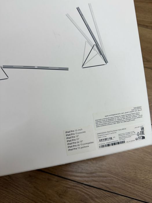 Smart Folio for IPad Pro 13-inch (M4) - white