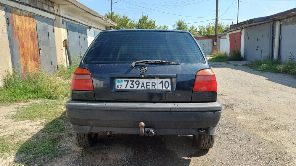 Срочно продам гольф 3