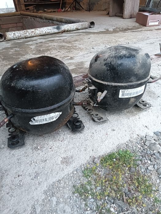 Компрессор холодильника